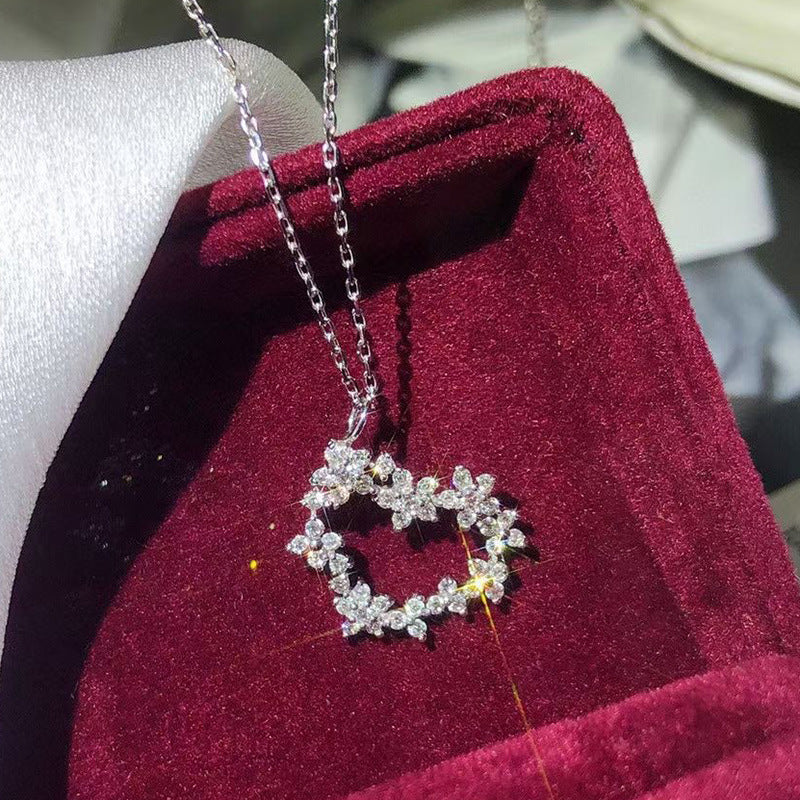 Wholesale Heart Shaped Flowers Inlaid Diamond Zircon Necklaces